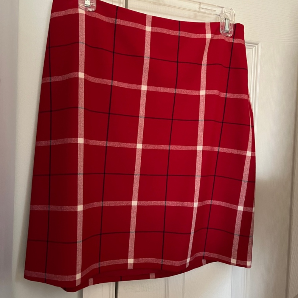 Ann Taylor Windowpane Plaid Skirt in Red with Cream and Black Stripes, 10P